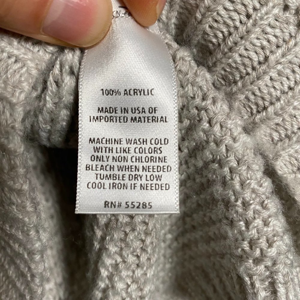Sweater - Picture 4 of 4